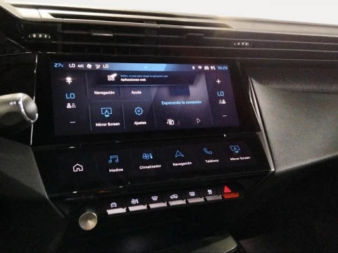 Peugeot 408 Puretech 130 Allure EAT8 96 kW (130 CV)