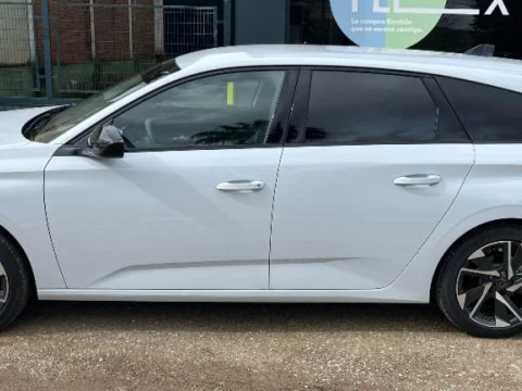Peugeot 308 fam. 1.2 HYBRID MHEV 136 EDCS6 ALLURE SW 5P