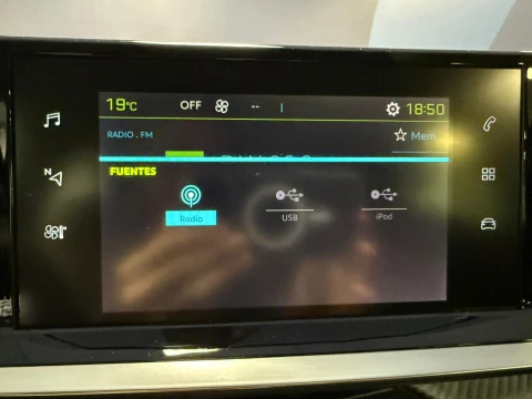 Peugeot e-208 Eléctrico Active Pack