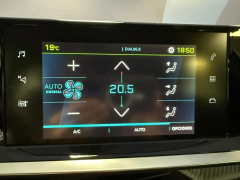 Peugeot e-208 Eléctrico Active Pack