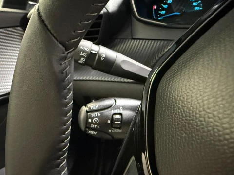 Peugeot e-208 Eléctrico Active Pack