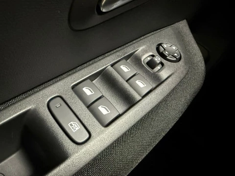 Peugeot e-208 Eléctrico Active Pack