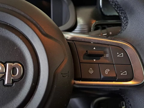 Jeep Avenger 1.2 G 74KW ALTITUDE 5P