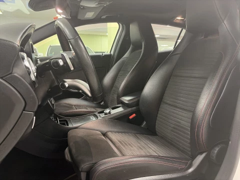 Mercedes-Benz GLA 180 90 kW (122 CV)
