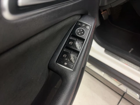 Mercedes-Benz GLA 180 90 kW (122 CV)