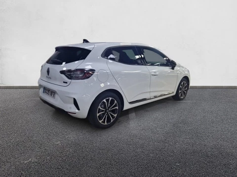 Renault Clio Techno full hybrid E-Tech 145 (103Kw)