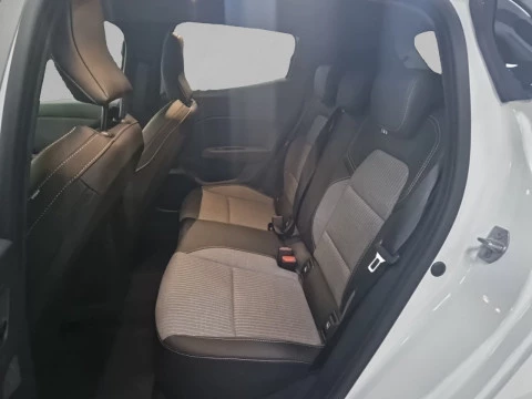 Renault Clio Techno full hybrid E-Tech 145 (103Kw)