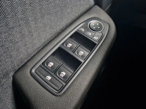 Renault Clio Techno full hybrid E-Tech 145 (103Kw)