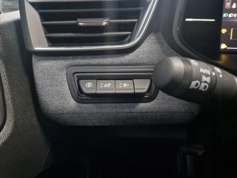 Renault Clio Techno full hybrid E-Tech 145 (103Kw)