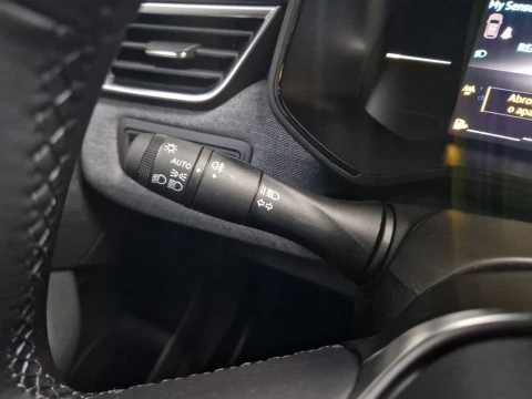 Renault Clio Techno full hybrid E-Tech 145 (103Kw)