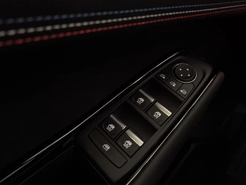 Renault Rafale  Hibrido Enchufable  E-Tech Atelier Alpine 4x4 221kW