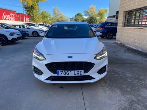 Ford Focus 1.0 Ecoboost MHEV 114kW ST-Line