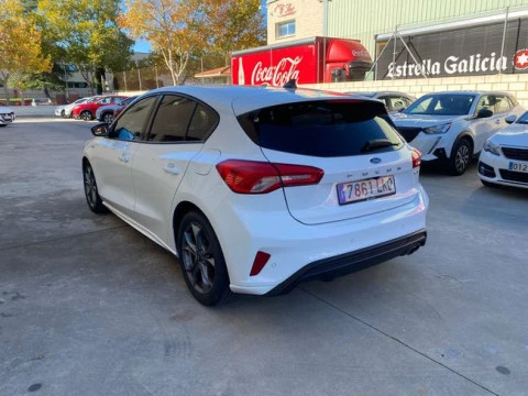 Ford Focus 1.0 Ecoboost MHEV 114kW ST-Line