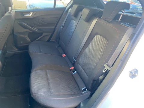 Ford Focus 1.0 Ecoboost MHEV 114kW ST-Line