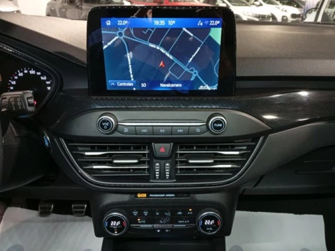 Ford Focus 1.0 Ecoboost MHEV 114kW ST-Line