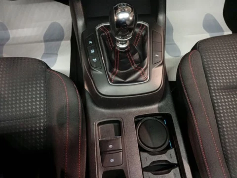 Ford Focus 1.0 Ecoboost MHEV 114kW ST-Line