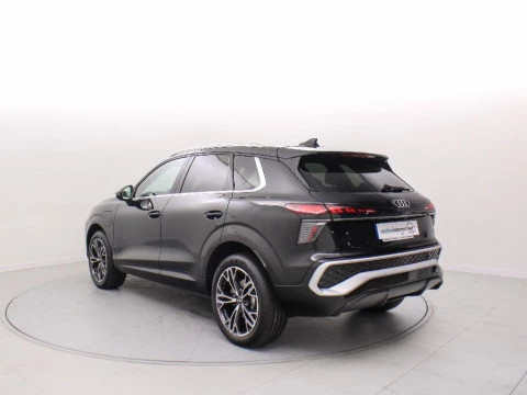 Audi Q3 AUDI Q3 SUV LAUNCH EDITION E-HYBRID 200 KW S TRONIC