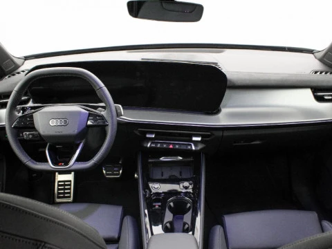 Audi Q3 AUDI Q3 SUV LAUNCH EDITION E-HYBRID 200 KW S TRONIC