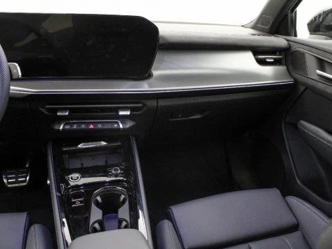 Audi Q3 AUDI Q3 SUV LAUNCH EDITION E-HYBRID 200 KW S TRONIC