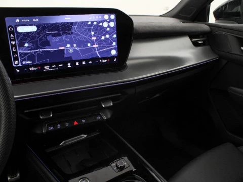 Audi Q3 AUDI Q3 SUV LAUNCH EDITION E-HYBRID 200 KW S TRONIC