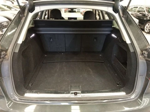 Audi A4 Avant Advanced 40 TDI 140kW quatt S tron