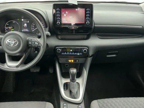 Toyota Yaris 1.5 120H Business Plus
