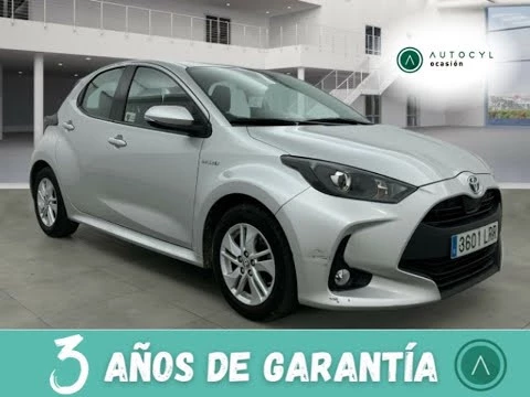 Toyota Yaris 1.5 120H Business Plus