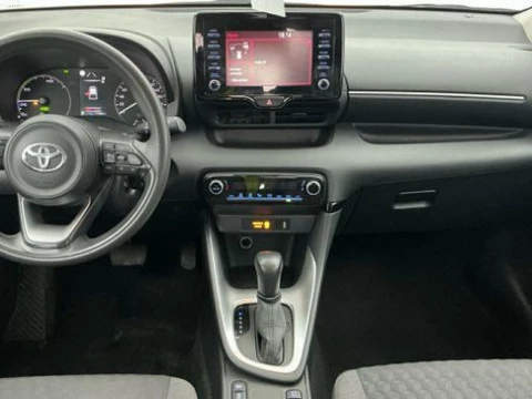 Toyota Yaris 1.5 120H Business Plus