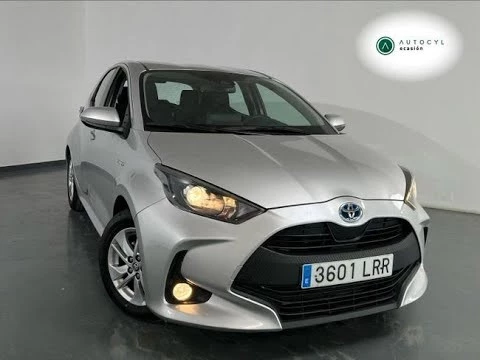 Toyota Yaris 1.5 120H Business Plus