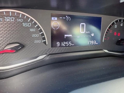 Peugeot 2008 Active BlueHDI 81kW (110CV)