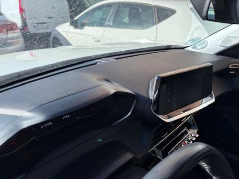 Peugeot 2008 Active BlueHDI 81kW (110CV)