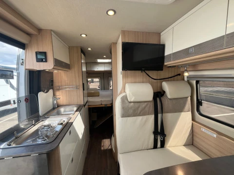 BURSTNER CITY CAR CITY CAR 600