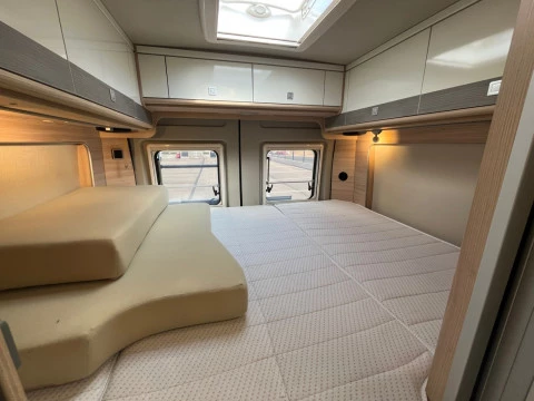 BURSTNER CITY CAR CITY CAR 600