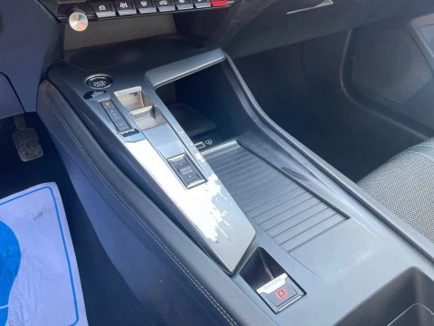 Peugeot 308 5P Allure Puretech 130 S&S EAT8