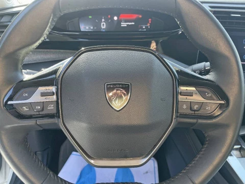 Peugeot 308 5P Allure Puretech 130 S&S EAT8