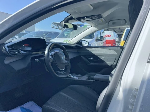 Peugeot 308 5P Allure Puretech 130 S&S EAT8