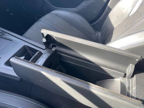 Peugeot 308 5P Allure Puretech 130 S&S EAT8