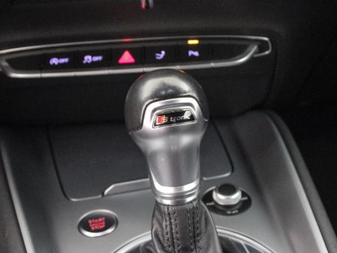 Audi TT 1.8 TFSI S TRONIC S LINE EDITION COUPE 180CV 3P