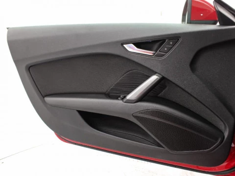 Audi TT 1.8 TFSI S TRONIC S LINE EDITION COUPE 180CV 3P