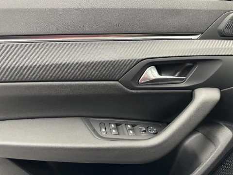 Peugeot 508 Hybrid 5P Allure HYBRID 225 e-EAT8