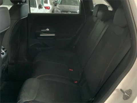 Mercedes-Benz Clase B 180