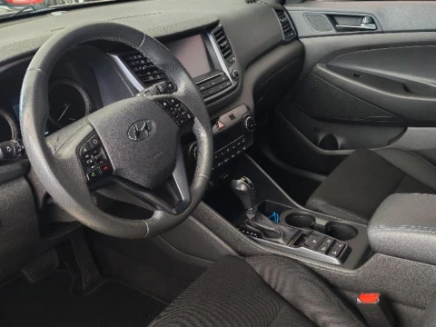 Hyundai Tucson 1.6 TGDI BLUEDRIVE GO SKY DCT 2WD 5P