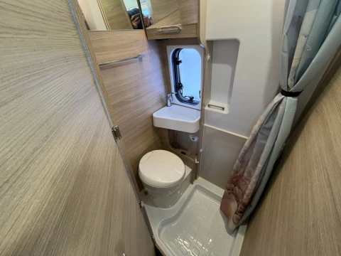 OTRAS MARCAS Vantasy FORSTER VANTASY CIV1