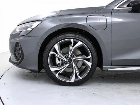 Audi A3 1.5 40 TFSI E S TRONIC GENUINE ED SPBACK 204 5P