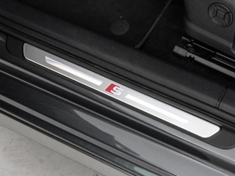 Audi A3 1.5 40 TFSI E S TRONIC GENUINE ED SPBACK 204 5P
