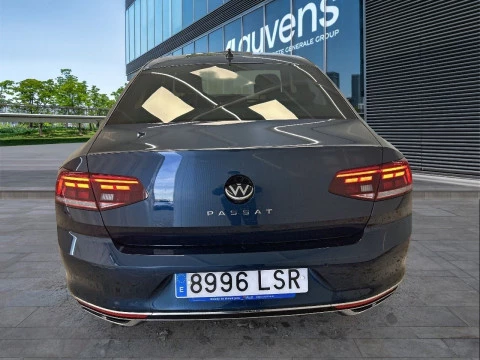 Volkswagen Passat R-Line 2.0 TDI 110kW (150CV)