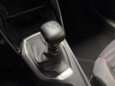 Peugeot 208 BlueHDi 73kW (100CV) Active