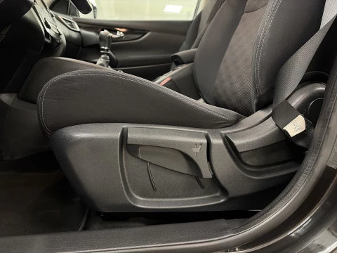 Nissan Qashqai 1.5 dCi SANDS 360 4x2 81 kW (110 CV)
