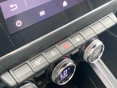 Renault Clio techno Eco-G 100cv (74kW)