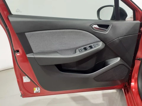 Renault Clio  E-TECH Full Hybrid Techno 105kW